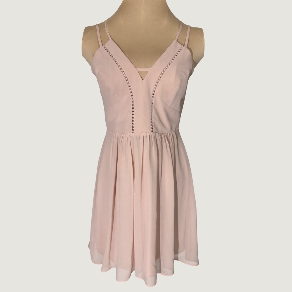 3274 | NWOT BCBGeneration Pink Strappy Fit Flare Dress HOCO Cocktail Women 4